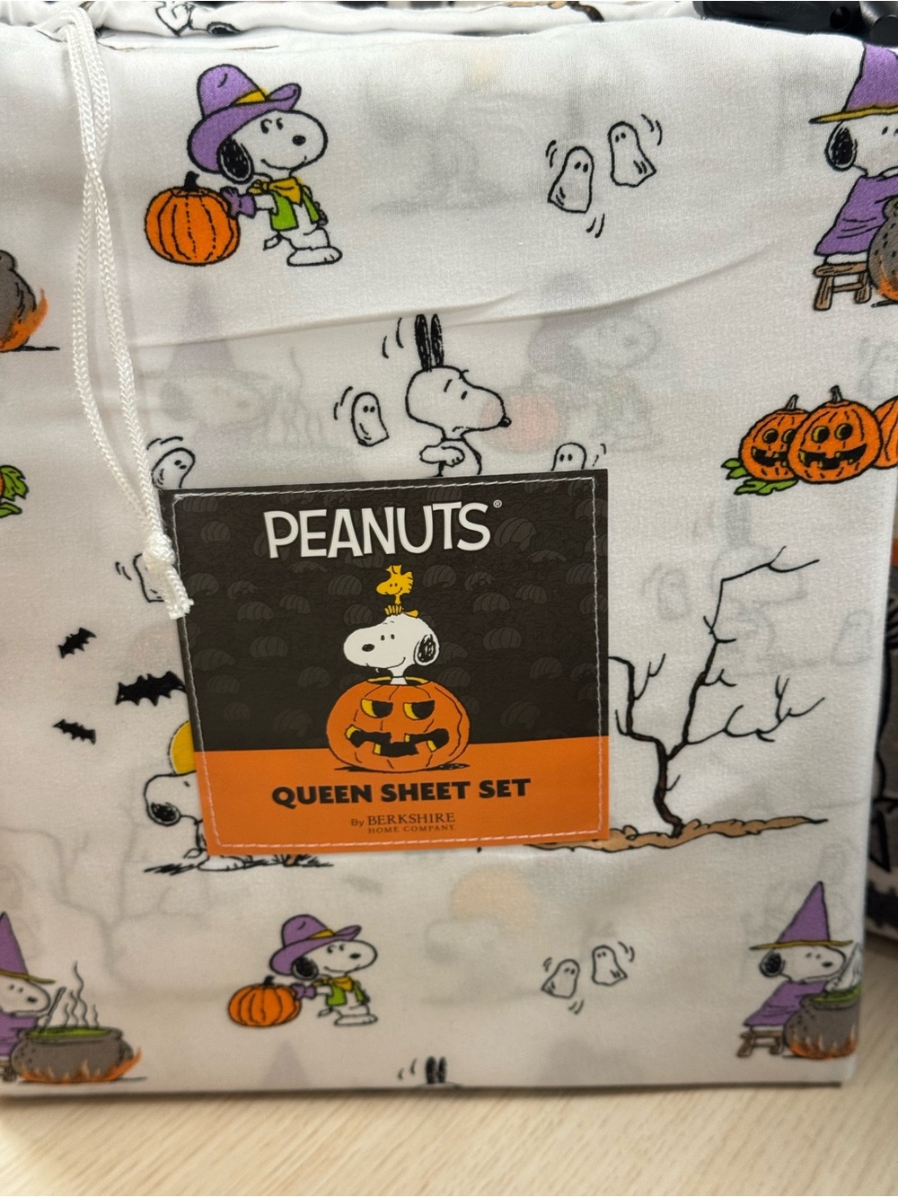 Peanuts Halloween Snoopy Queen Sheet Set - White, Orange, Purple, Black